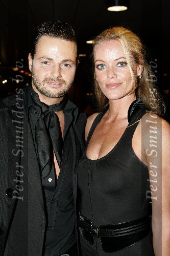Rotterdam 9 november 2005
Premiere Holiday on ice in ahoy.
Inge de Bruijn met stylist