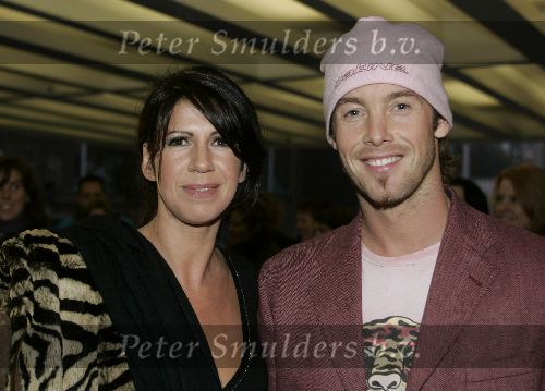 Tilburg, 20 November 2005
Premiere Turks Fruit in Stadsschouwburg Tilburg
Charly Luske met Isa Hoes
