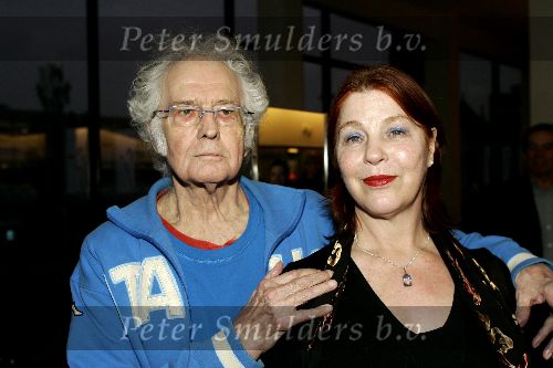 Tilburg, 20 November 2005
Premiere Turks Fruit in Stadsschouwburg Tilburg
Jan Wolkers met zijn vrouw