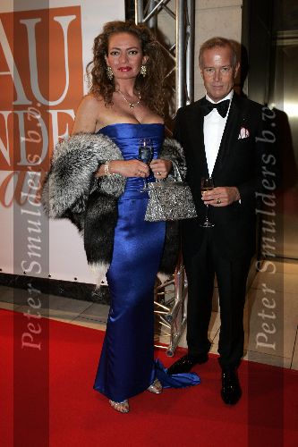 Amsterdam 28 november 2005
Beau Monde awards in het hilton.
Joan Thierry met vriendin