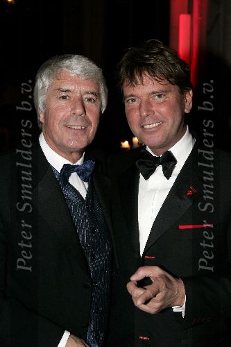 Arnhem 26 november 2005
Gala Ronnie Tober foundation.
Klaas Wilting en Johan Westermeijer.