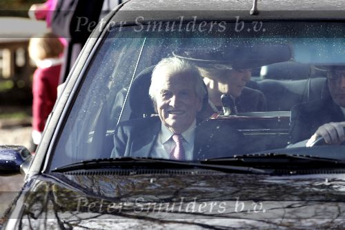 Wassenaar 19 november 2005
Doop prinses Alexia en kerk Wassenaar.
Jorge Zorrequieta in auto bij Koningin Beatrix