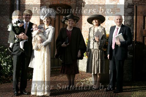 Wassenaar 19 november 2005
Doop prinses Alexia en kerk Wassenaar.
Prinses Maxima Alexia Amalia en Prins Willem Alexander en Koningin Beatrix Marie Carmen Zorreguieta en Jorge Zorrequieta
