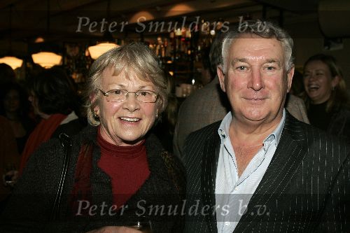 Amsterdam 7 november 2005
Presentatie boek van Agnes v Oeveren .
Koos Postuma met vrouw
