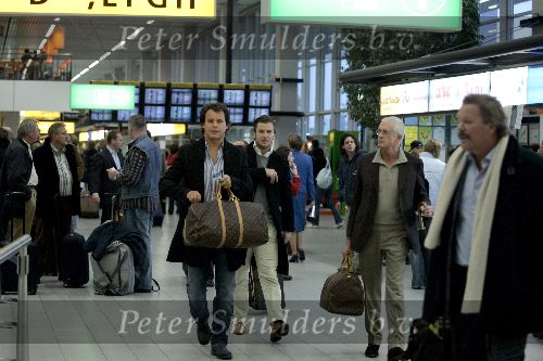 Schiphol 2 november 2005
Leco v Zadelhoff en Winston Gerschtanowitz op schiphol. Ze gingen naar Louis Vuitton in Parijs