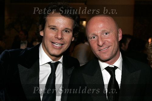 Amsterdam 28 november 2005
Beau Monde awards in het hilton.
Leco v Zadelhoff met zijn vriend Rob