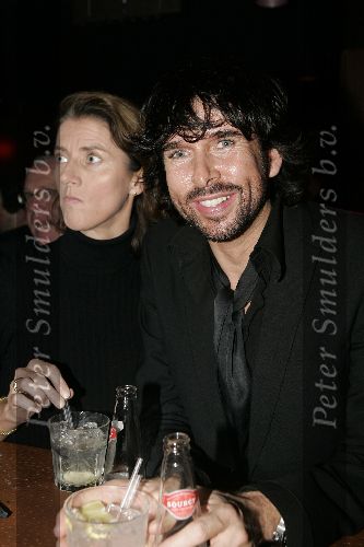 Amsterdam 16 november 2005
Presentatie cosmopolitan in Mansion.
mari v d Ven
