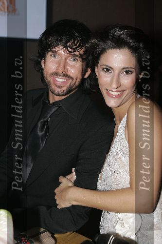 Amsterdam 28 november 2005
Beau Monde awards in het hilton.
Kris Bazolovic ( Kris MTV )en Mari v d Ven