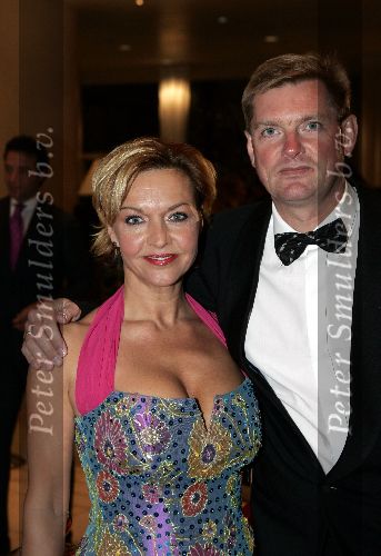 Amsterdam 28 november 2005
Beau Monde awards in het hilton.
Mariska v Kolck met man