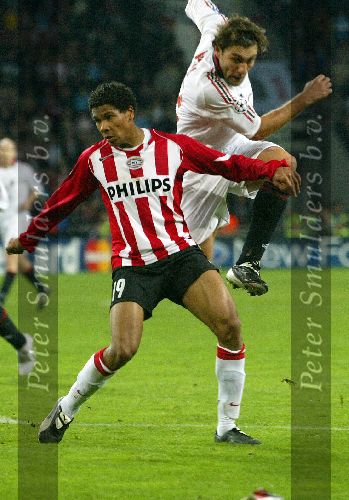 Eindhoven, 1 November 2005
Wedstrijd Champions League seizoen 2005/2006 tussen PSV-AC Milaan, eindstand 1-0
Michael Lamey
© Foto: Peter Smulders