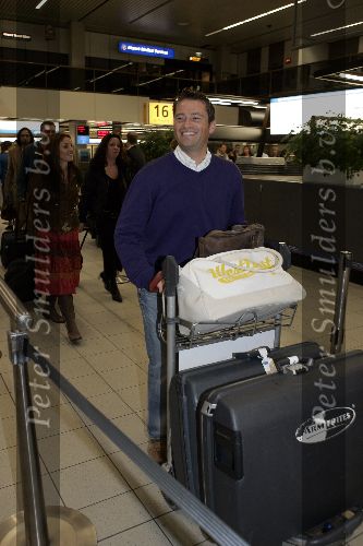 Schiphol 2 november 2005
Leontien v Moorsel met haar man Michael Zijlaard op schiphol. Ze gingen naar New York voor de marathon