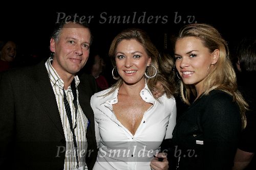 Amsterdam 27 november 2005
Lionel Ritchie optreden voor Holland casino
Nicolette v Dam met ouders