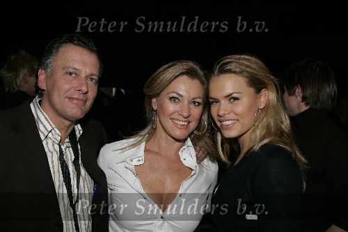 Amsterdam 27 november 2005
Lionel Ritchie optreden voor Holland casino
Nicolette v Dam met ouders
