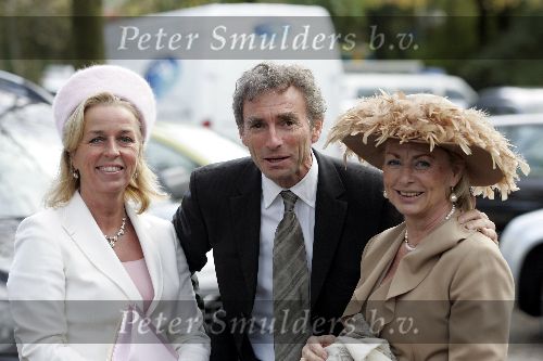 Wassenaar 19 november 2005
Doop prinses Alexia en kerk Wassenaar.
Paul Rosemuller met vrouw  en Hans Dijkstal zijn vrouw (r)