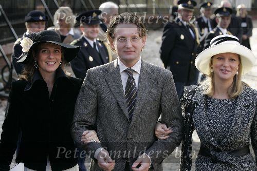 Wassenaar 19 november 2005
Doop prinses Alexia en kerk Wassenaar.
Prins Bernhard en Prinses Annette en Prinses Carolina
