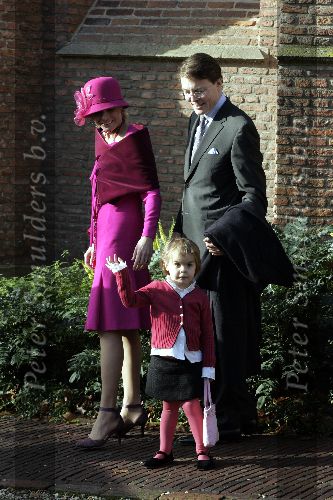 Wassenaar 19 november 2005
Doop prinses Alexia en kerk Wassenaar.
Prinses laurentien Prins Constantijn en Eloise