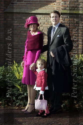 Wassenaar 19 november 2005
Doop prinses Alexia en kerk Wassenaar.
Prinses laurentien Prins Constantijn en Eloise