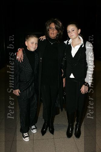Rotterdam 9 november 2005
Premiere Holiday on ice in ahoy.
Rachel hazes met Roxanne Andre jr
