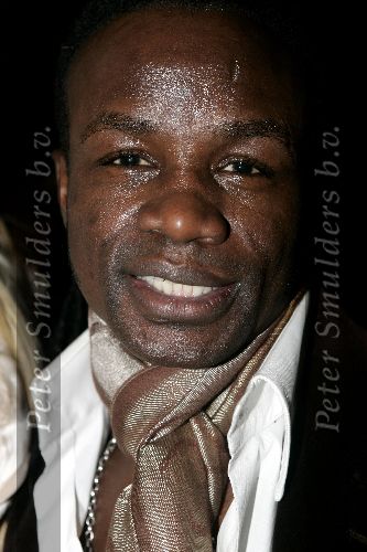 Amsterdam 16 november 2005
Presentatie cosmopolitan in Mansion.
Regilio Tuur