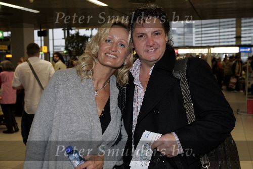 Schiphol 2 november 2005
Rene Froger vertrekt met zijn vrouw Natasja Froger via Londen naar New York om daar de marathon te lopen.