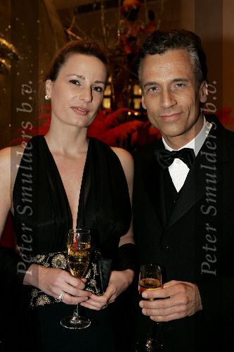 Amsterdam 28 november 2005
Beau Monde awards in het hilton.
Robert Schoemacher met vriendin