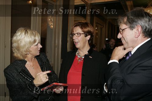 Amsterdam 11 november 2005
Presentatie dvd Tineke Schouten in Carre.
Annemarie Jorritsma met man