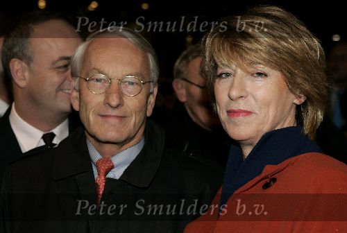 Amstelveen 25 november 2005
opening expositie  Dolores Zorrequieta in cobra museum.
Tineke de Groot met haar vriend Hr fabius