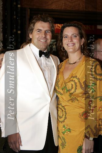 Amsterdam 21 noveber 2005
Premiere Harry Potter in Tuschinski.
Toine v Peperstraten met vrouw