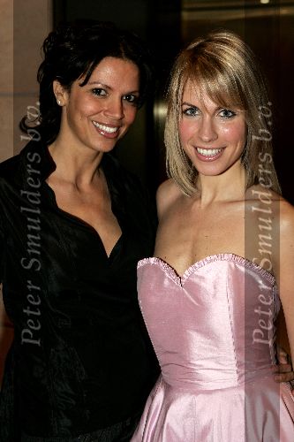 Amsterdam 28 november 2005
Beau Monde awards in het hilton.
Vivian reys met een vriendin