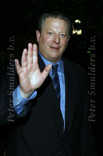 Amsterdam 6 oktober 2006
Premiere an inconvenient Truth in Tuschinski.
Al Gore verlaat de bioscoop via de achteruitgang