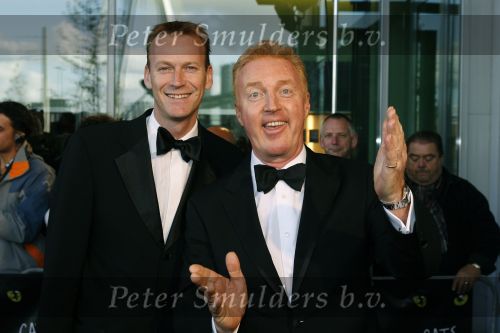 Rotterdam 7 oktober 2006
Premiere Cats in nieuwe Luxor.
Andre v Duin met vriend