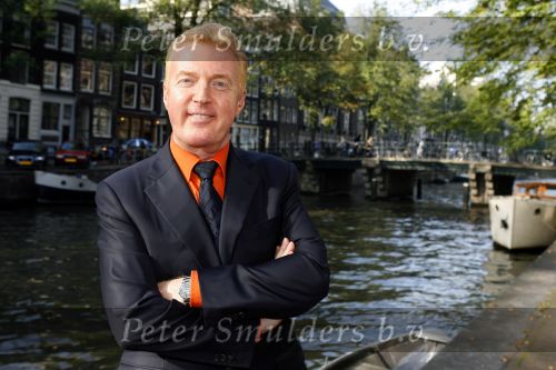 Amsterdam 11 oktober 2006
Presentatie boek Andre v Duin.
Andre aan de Amsterdamse grachten