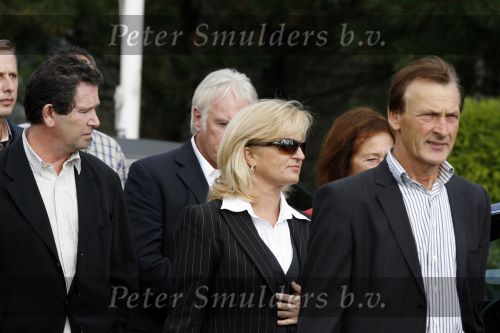 Zoetermeer 30 september 2006
Afscheidsdienst van de geluidsman van Lee Towers, Bas.
anita  Meier en ton de leeuwe