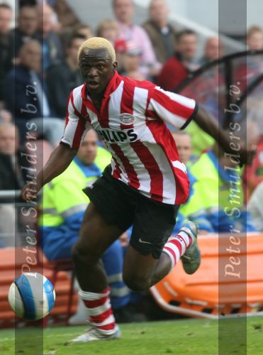 Eindhoven, 20 Oktober 2006 
Kompetitiewedstrijd PSV-Roda JC Seizoen 2006/2007
Eindstand 4-1
Arouna Kone