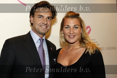 AMSTERDAM 2 OKTOBER 2006
Pink Ribbon in movenpick hotel
Barbara de Loor met Matthijs Tellegen