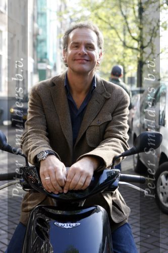 Amsterdam 11 oktober 2006
Presentatie boek Andre v Duin.
Bert Kuizenga met scooter