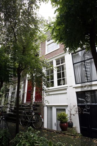 Amsterdam 6 oktober 2006
Huis van Jennifer Hoffman en Daan Schuurmans staat te koop.