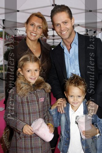 Amsterdam 6 oktober 2006
Premiere Winx club in pepsi stage.
Danny de Munck  met kinderen en vrouw