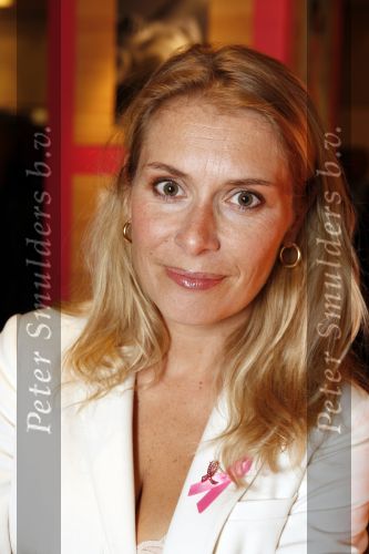 AMSTERDAM 2 OKTOBER 2006
Pink Ribbon in movenpick hotel
Elle v Rijn