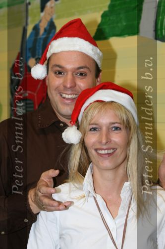 Lage Zwaluwe, 8 Oktober 2006
Frans Bauer en Mariska Bauer met kerstmuts
Foto bestemd voor Kerstspecial 2006