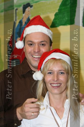 Lage Zwaluwe, 8 Oktober 2006
Frans Bauer en Mariska Bauer met kerstmuts