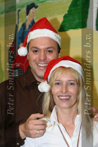 Lage Zwaluwe, 8 Oktober 2006
Frans Bauer en Mariska Bauer met kerstmuts
Foto bestemd voor Kerstspecial 2006