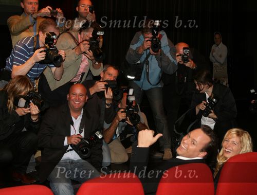 Breda, 17 Oktober 2006
Perspresentatie, persconferentie en tonen van nieuwe DVD beelden en CD in het Chasse theater
Frans Bauer hier samen met Mariska Bauer