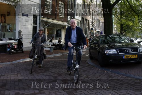 Amsterdam 11 oktober 2006
Presentatie boek Andre v Duin.
Fred Oster met vrouw op fiets