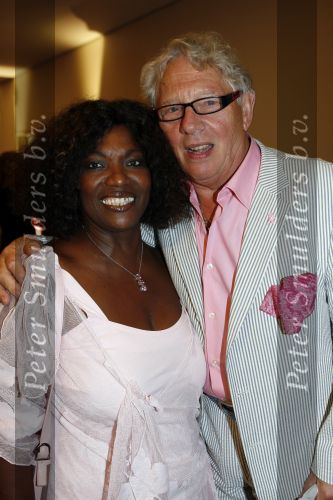 Amsterdam 2 oktober 2006
Pink Ribbon in het Movenpick hotel.
Gerda havertong met man
