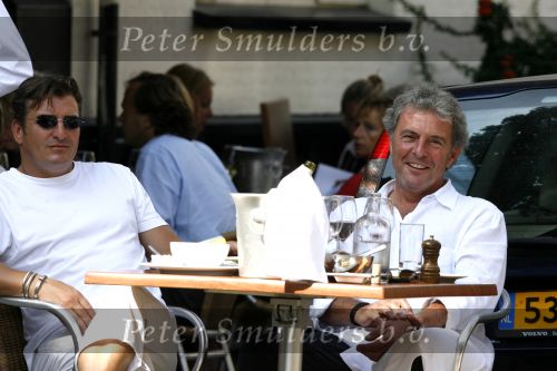 Amsterdam 15 september 2006
Huub Stapel lunchen op terras