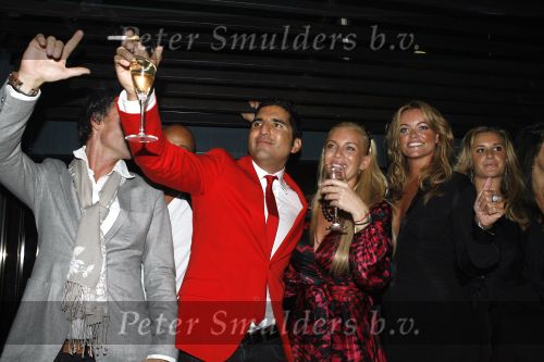 Amsterdam 30 september 2006
feestje A1 grand prix in club Onassis.
Eric Kuster Steve te Pas Rodrigo Otazu Angela Kluivert Inge de Bruijn en Chantal Bles