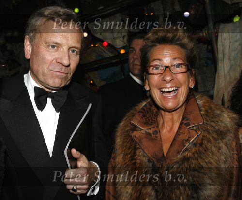 Rotterdam 7 oktober 2006
Premiere Cats in het nieuwe luxor.
Jaap de Hoop Scheffer met Janine v d Ende