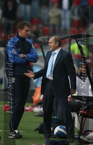Eindhoven, 15 Oktober 2006 PSV-Roda JC, eindstand 4-1
Kompetitie Seizoen 2006/2007
Assisten trainer Jan wouters wordt van het veld gestuurd