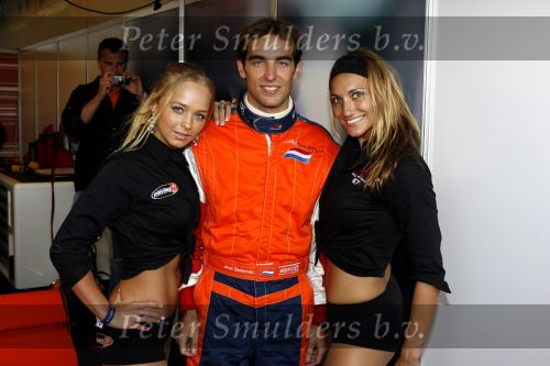Zandvoort 1 oktober 2006
A1 Grand Prix op zandvoort.
Jeroen Bleekemolen met Stella Koedam